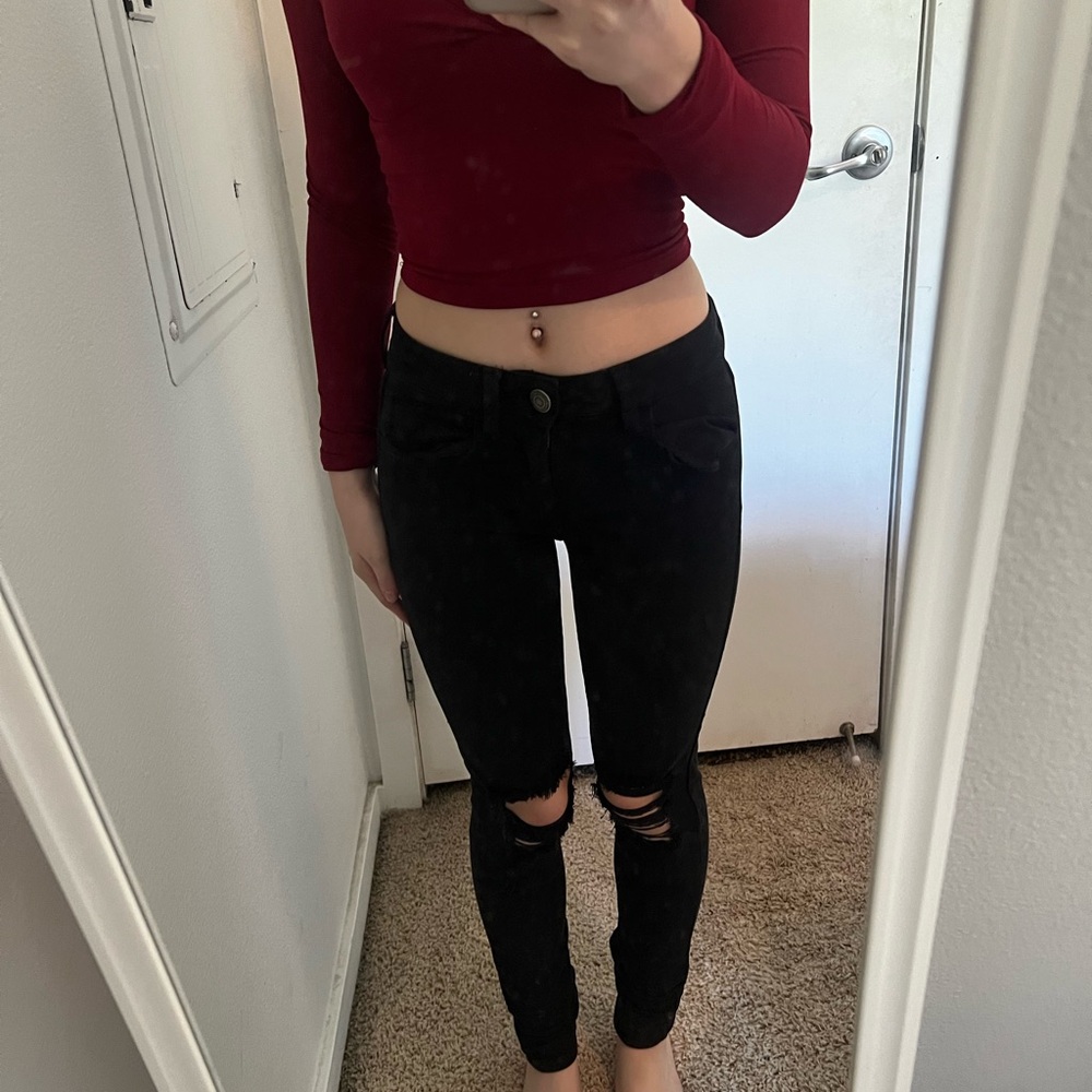 Black Ripped Skinny Jeans